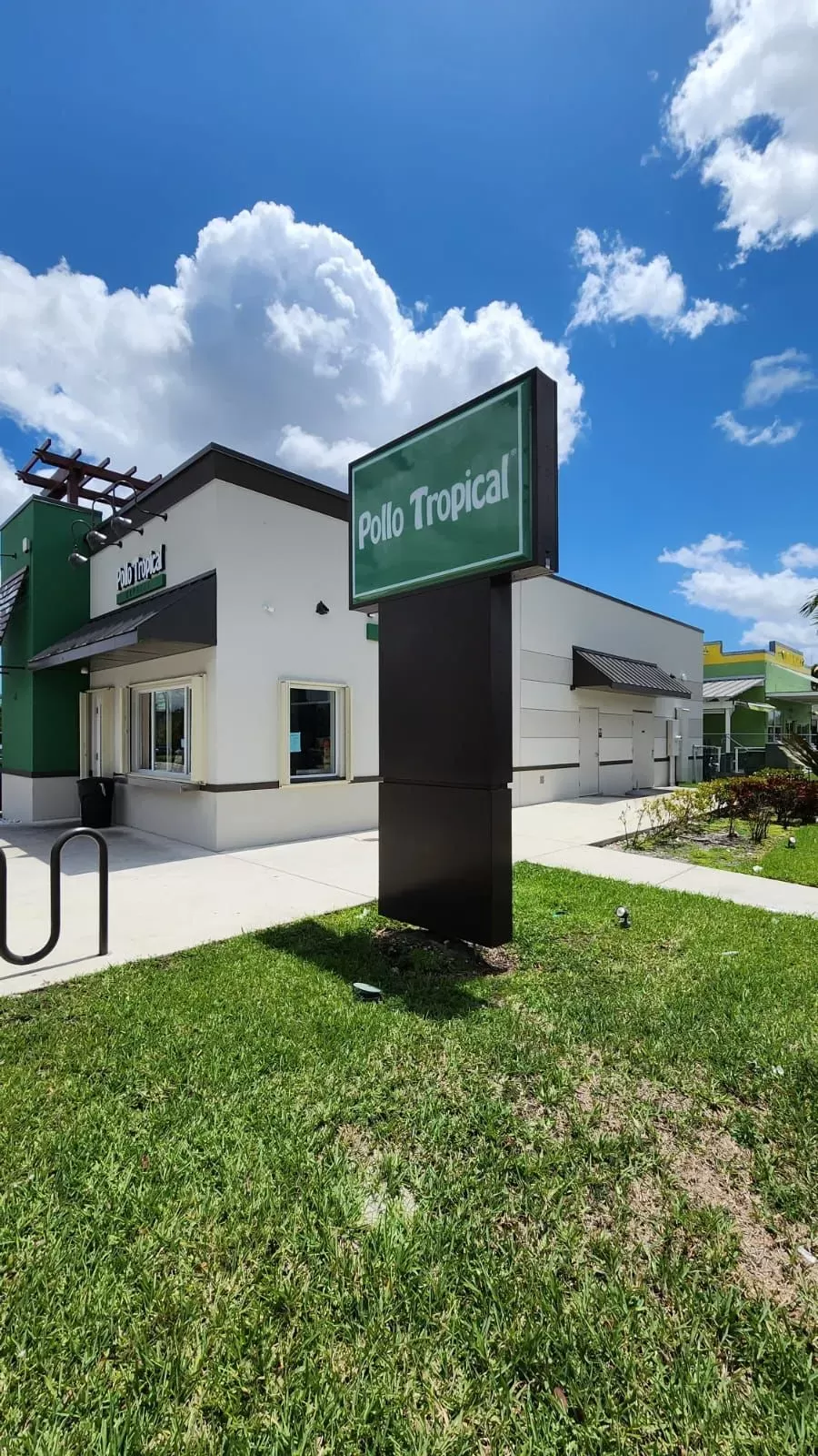 Pollo Tropical: Hialeah-FL